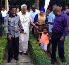 Still on prophet tb joshua biography, we say that he tried to venture into contemporary life on several occasions without success. Tb Joshua Parents Prophet Tb Joshua Biography Net Worth Wife And His Scoan Ministry