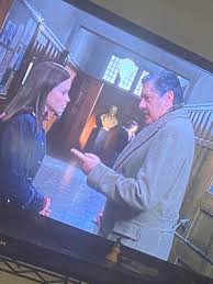 I love Lauren I'm a huge Lauren fan I would love to see her be challenge as  Lorelai more since she's a tremendous actress like David Sutcliffe has said  and I really