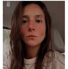 Lando wearing a traditional thobe for the race weekend in Abu Dhabi 🤝