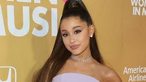 Thank u next graduation cap thankunext this ariana grande photo contains academic gown academic robe and judges robe. Ariana Grande S 7 Rings Inspired Cake Was The Perfect Way To Celebrate Her 26th Birthday See The Pic Entertainment Tonight