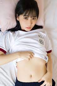 伊織もえ「僕ヤバ」コラボ写真集で天然な学園の美少女に…！セクシーな妄想シーンも | TV LIFE web