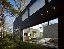Is there a house with a courtyard in japan? Bay View Homes Natural Modern House With Private Courtyard