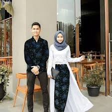 20 ootd kondangan casual kebaya brukat ala selebgram | #ootdhijab #ootdalaselebgram. Jual Terlaris Couple Set Maxy Batik Kekinian Cl04 Ootd Kondangan Couple Gamis Pesta Couple Couple Balim Couple Kondangan Baju Couple Di Lapak Rei Oshop Bukalapak