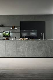 Egal Ob Echt Oder Imitat Eine Kuche In Steinoptik Macht Ganz Schon Was Her Kombiniert Mit Schwarz Wirkt Sie Edel Kueche M Kuchentrends Kuche Dunkle Kuchen