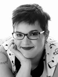 Emilia Schroeder's Instagram, Twitter & Facebook