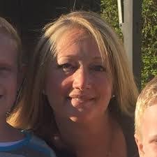 Dawn Netzel's Instagram, Twitter & Facebook