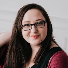 Tamara Fritz's Instagram, Twitter & Facebook