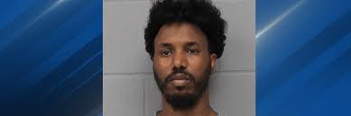 Conductor de camión arrestado tras accidente mortal en la I-35 de Austin