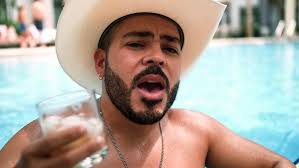 BOTELLA TRAS BOTELLA