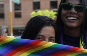 Este año, sí se realizará la marcha en conmemoración a la comunidad lgbt, sin embargo, al igual que en el 2020, lamarcha del orgullo lgbt 2021 se llevará a cabo de manera virtual debido a las condiciones sanitarias que actualmente. Asi Fue La Marcha Del Orgullo Gay En Colombia