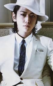 发现98 条Kame 和名人点子| 人、龟、頭髮參考以及更多