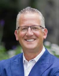 Mike Berte's Instagram, Twitter & Facebook