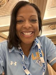 Jay Pou's Instagram, Twitter & Facebook