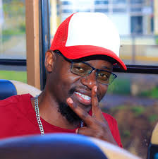 Gik matimre Homa Bay Town sani katasi of Super PS Raymond Omollo. Jo  Omabechwa neno parachutes live live