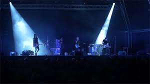 English, portuguese, spanish, german and chinese. Stage Lights Gifs Primo Gif Latest Animated Gifs