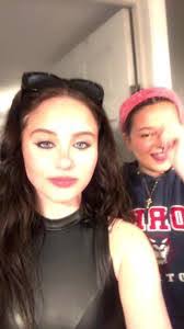 Lindsay Whitlock's Instagram, Twitter & Facebook