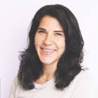 Anna Kovach's Instagram, Twitter & Facebook