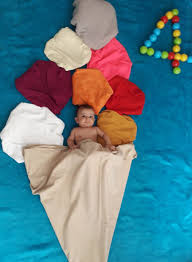 aylik bebek fotograflari panosundaki pin