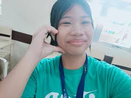 hi girlies, suggest outfit color for mestiza ung mag mumukang maputi