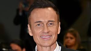 Liz Hurley divorce from Arun Nayar finalised in 92-second hearing