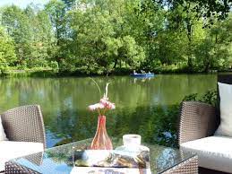 Zimmer ab 75€ pro nacht (je nach saison u. Terrasse Am See Bild Von Hotel Haus Am See Schleusingen Tripadvisor