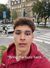 How Short Does Marlon Cut His Hair