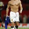 Cristiano ronaldo is 1,85 cm tall or 6.0 feet. 1
