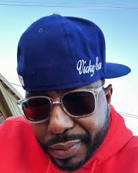 Ibn Walker's Instagram, Twitter & Facebook