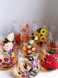 Flower Garden Set Of 8 Etsy In 2020 Drinking Glass Crafts Glass Painting Hand Painted Wine Glasses