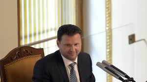 From wikimedia commons, the free media repository. Vladni Novacek Radek Vondracek Z Ano Chce Aby Poslanci Pracovali Rychleji Jeho Navrhy Opozice Odmita Hospodarske Noviny Ihned Cz