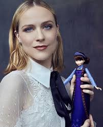 Evan Rachel Wood Queen Iduna Frozen 2 Oct 2019 Evan Rachel Wood Evan Rachel