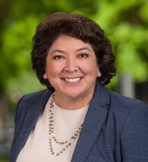 Inside the OR: Partnership Paves Way for Aspiring Nursing Students