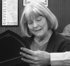 Judge Nareau takes the oath of office