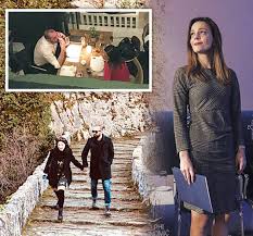 Υπενθυμίζεται ότι η έφη αχτσιόγλου σε συνέντευξη που είχε δώσει στο rise tv στις 26 ιούνιου του 2019 είχε αποκαλύψει ότι είναι σε σχέση με τον δημήτρη τζανακόπουλο. Paramy8i To Eidyllio Axtsiogloy Kai Tzanakopoyloy Espresso