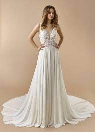 Ich bin 1.73 groß und es liegt super an und second hand brautkleid details. Beautiful By Enzoani Bt20 06