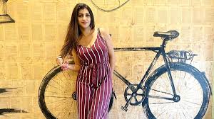 Click here to know more about yaashika aanand. Jghhomxpvmzxfm