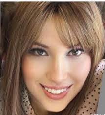 Lyndsay Marques's Instagram, Twitter & Facebook