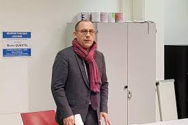 Initialement, les candidats avaient jusqu'au mardi 17 mars pour déposer leur candidature au second tour des élections municipales. Bourgtheroulde Infreville Le Depute Lrem Bruno Questel Porte Plainte Pour Des Coups De Feu