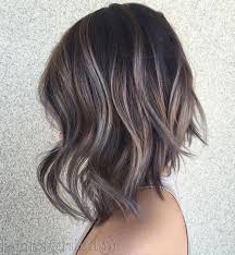 Bene, l’obiettivo di questo inizio 2022 è quello di voler schiarire i capelli con l’aiuto dei colpi di sole. 180 Idee Su Colpi Di Sole Acconciature Capelli Bellezza Dei Capelli