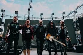 Check spelling or type a new query. Antitela Vystupili Na Stadione Metallist V Harkove Foto Harkovskie Novosti Status Quo