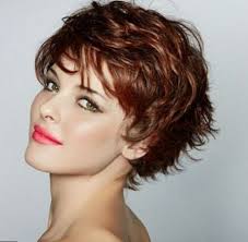 Alors si vous souhaitez afficher un visage plus la coiffure du jour: Epingle Sur Cheveux Courts