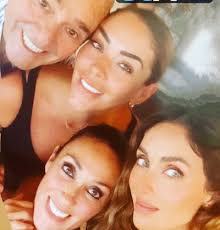 Familia de Anahí: ¿Quiénes son los papás y hermanas de la cantante?