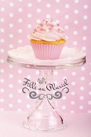 Mimi Cupcake La Cire A Epiler De Fille Au Pluriel Destinee Aux Estheticiennes Pluriel Carte D Affaire Fille