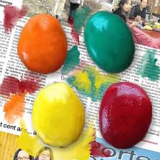 Paysages Et Personnages En Galets Peints Painted Rocks People And Landscape En 2020 Galets Peints Loisirs Creatifs De Decoration Loisirs Creatifs De Noel