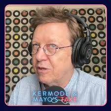 Hands up if you think Simon and @kermodedodge should have a Brat girl  summer?💅