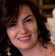 Who Do You Want to Be?: 8 steps to discovering your deepest desires and  creating a joyful and successful life: Amazon.co.uk: Shahnazari, Alina:  9798786468619: Books