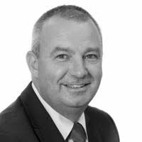 Hugh Hennessy's Instagram, Twitter & Facebook