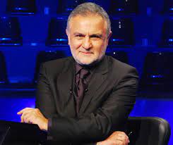 Usta sanatçı kenan işık 2014 yılında gittiği otelin saunasında fenalaşıp, kafasını yere çarpmıştı. Kenan Isik Who Wants To Be A Millionaire Wiki Fandom