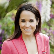 Not sure why “the jazz hands” or what looks like the wind blowing my hair,  but I couldn't leave this picture out because it makes me laugh! 🤣 Day  1️⃣at AHEAD in