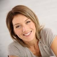 Christine Dingle's Instagram, Twitter & Facebook